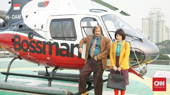 Menjadi Bossman, Reza Rahadian dibuat melar dengan fat suit bikinan Orlando Bassi, yang rekam jejaknya sudah dikenal di film Hollywood seperti 'Doomsday.'