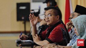 Denny Indrayana Pastikan Pembangunan Meikarta Tak Terganggu