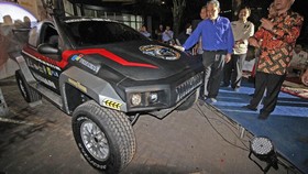 Mobil Hibrid dan Listrik ITS Siap Ditempa Keliling Indonesia