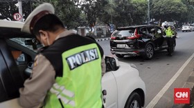 Banyak Mobil Kena Tilang di Pintu Keluar-Masuk Tol Jakarta