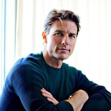 Sutradara Doug Liman Dampingi Tom Cruise Pergi ke Luar Angkasa