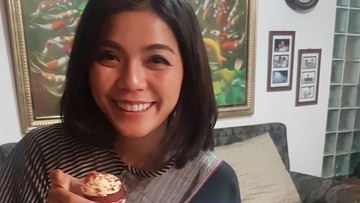 MERRY RIANA DUGA PELAKU ALAMI TEKANAN EKONOMI