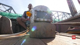 VIDEO: Para 'Indiana Jones' Sungai Thailand