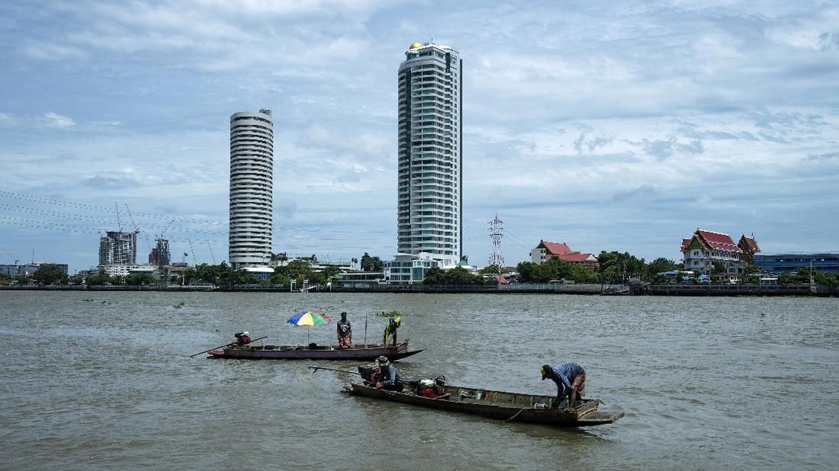 FOTO: 'Indiana Jones' Pemburu Harta Karun di Chao Phraya