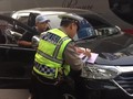 VIDEO: Tilang Bagi Mobil Pelanggar Perluasan Ganjl Genap