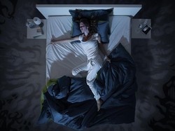 Mendadak Mimpi Terpeleset Saat Tidur, Fenomena Apakah Itu?