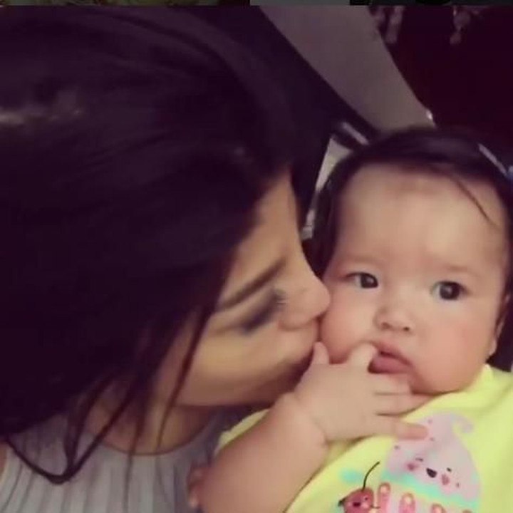 <p>Dita bersama keponakannya, Marielle, yang menggemaskan. Tuh, keibuan banget kan? (Foto: Instagram @ditasoedarjo)</p>