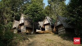 Liburan Akhir Tahun di Kampung Adat Jawa Barat