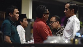 Hasto PDIP Curigai Izin Tempur Benny Rhamdani Lawan Musuh Jokowi