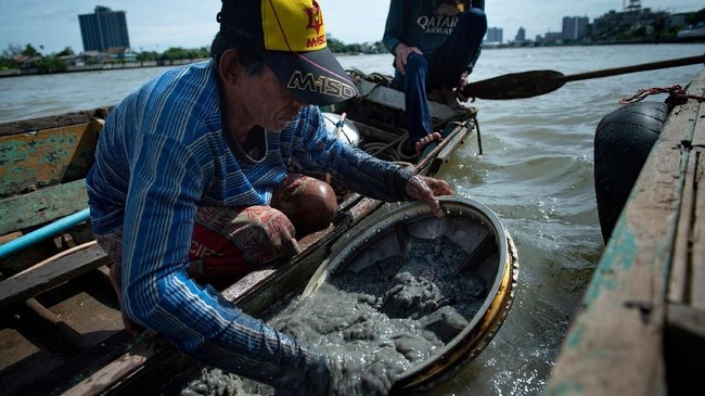 BKPM menyebut beban biaya sekitar US$500 ribu-US$1 juta dalam mengangkut harta karun terlalu mahal, sehingga jadi alasan untuk membuka izin investasi BMKT.