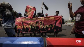 Aksi Referendum Papua: Infrastruktur Jokowi Bukan Jawaban