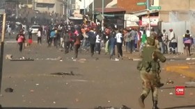 VIDEO: Demo Berdarah Kala Zimbabwe Menanti Hasil Pemilu