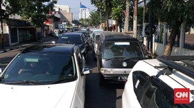 Ganjil Genap Pondok Indah, Jalur Ciputat Raya Padat Merayap