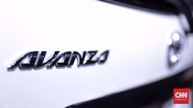 Toyota Tanggapi Viral Avanza Gerak Roda Depan Di Medsos<script async src=