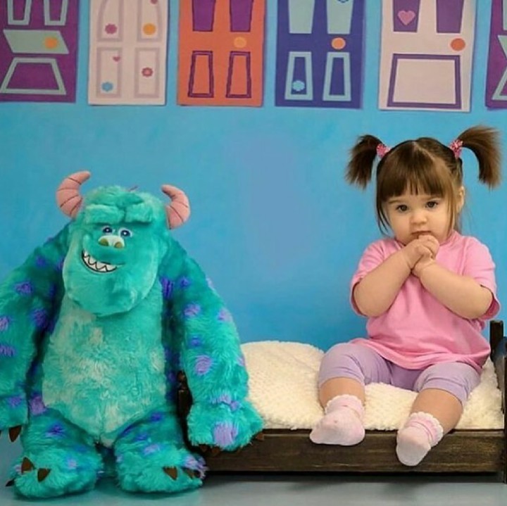 <p>Bayi ini mirip banget sama Boo di film 'Monster Inc' kan, Bun. (Foto: Instagram/modafashionluxo)</p>