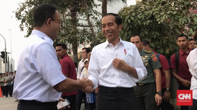 Pegiat medsos non-pendukung Anies mengakui kekompokan kelompok sebelah dan prihatin atas perpecahan di antara Jokowers karena belum ada calon kuat dari kubunya.