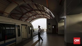 Tunggak Listrik Rp189 Juta, Jalur LRT Palembang Gelap Gulita