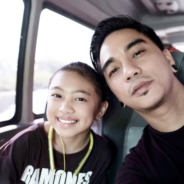<p>Zara adalah anak gitaris Band 'Ungu', Enda. (Foto: Instagram/zara_leola_official)</p>