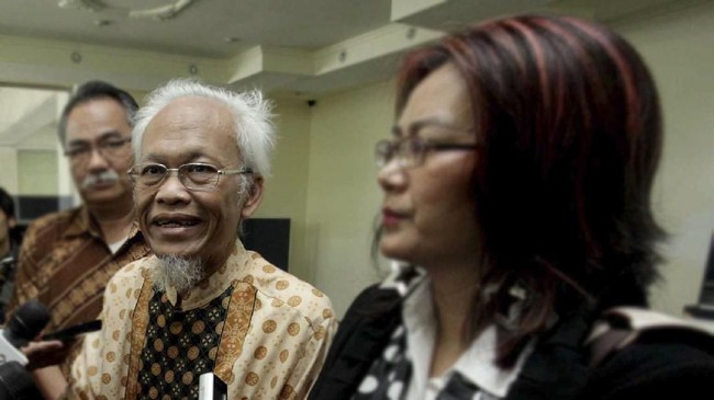 Memiliki riwayat menderita penyakit diabetes, keluarga cukup kaget jika pendiri PKS Yusuf Supendi meninggal akibat serangan jantung.