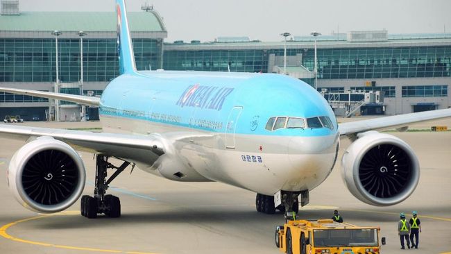 Peristiwa kecelakaan kecil dua pesawat di Bandara Heathrow ini juga membuat sejumlah penerbangan tertunda, tapi tidak ada korban jiwa.
