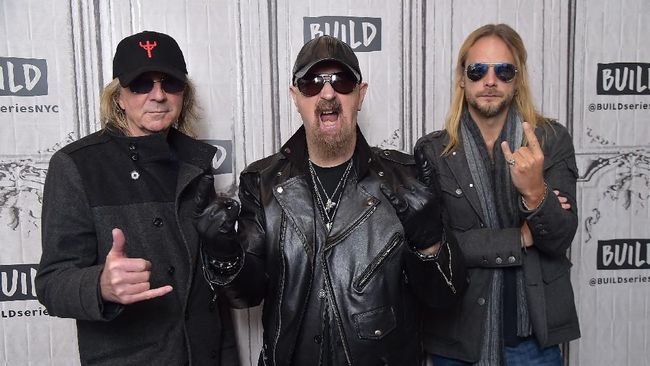 Lewat akun Twitter, band heavy metal asal Inggris Judas Priest mengundang Jokowi untuk hadir pada konser mereka di Indonesia, 7 Desember mendatang.