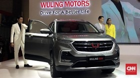 Bocor Interior Diduga Wuling Almaz, Pakai 'Headunit Tesla'