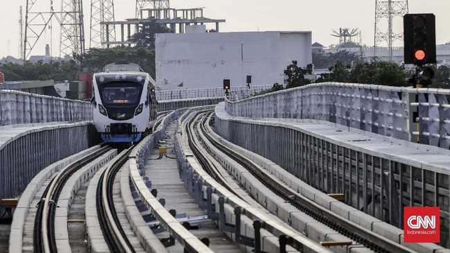 Sejak dioperasikan penuh pada 1 Agustus 2018, diketahui sudah LRT Palembang mogok berkali-kali sehingga Kemenhub pun turun tangan melakukan evaluasi menyeluruh.