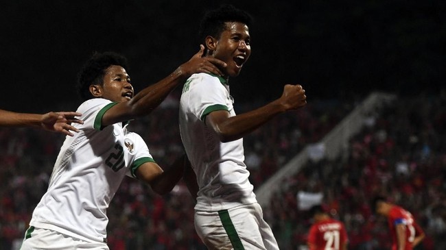 Timnas Indonesia U-16 akan menghadapi Kamboja di laga terakhir Grup A Piala AFF U-16. Berikut kumpulan prediksi dari CNNIndonesia.com.