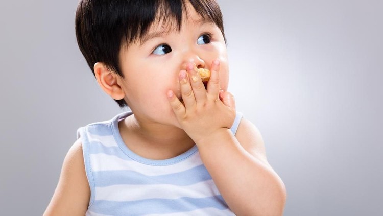 Ternyata cukup banyak manfaat dari snack buat bayi, salah satunya membantu menstimulasi gigi si kecil.