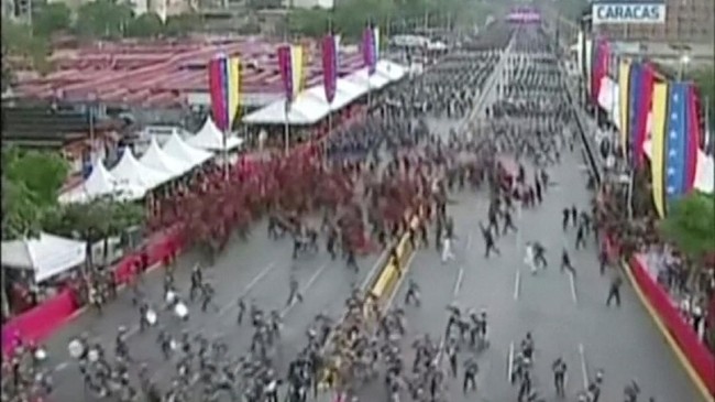 Anggota parlemen oposisi Venezuela dan adiknya ditangkap terkait ledakan drone saat parade militer yang dihadiri Presiden Nicolas Maduro.