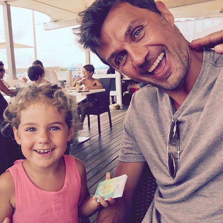 <p>Maldini memang sering banget mengabadikan momennya bersama Sofia. (Foto: Instagram/ @paolomaldini)</p>
