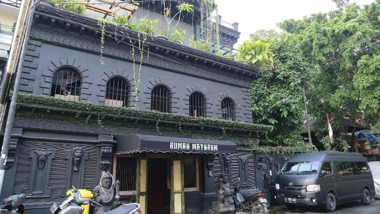 Rumah Ahmad Dhani Rumah Ahmad Dhani
