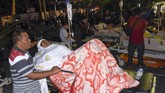 FOTO: Gempa 7 SR Guncang Lombok Gempa berkuatan 7 skala richter mengguncang Lombok Utara, NTB, Minggu (5/8). Puluhan orang tewas, ratusan orang luka, ribuan bangunan rusak.