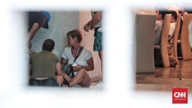 WN Rusia Terbanyak Dideportasi dari Bali Sepanjang 2020 Sepanjang semester awal 2020, kantor imigrasi di Bali paling banyak mendeportasi WN asing dari Rusia yakni sepuluh orang kurun waktu Januari-Juni.