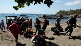 Putrinya Idap Kanker, Keluarga Kanada Terjebak Gempa Lombok