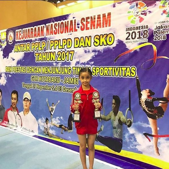 <p>Sydney merupakan atlet gimnastik yang berprestasi di dalam dan luar negeri lho. (Foto: Instagram @cuttaryofficial)<br /><br /></p>
