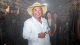 Kunjungi Kolam Ikan Lele, Kim Jong-un Sebut 'Tumpukan Emas'