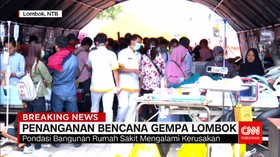 Hindari Roboh, Pasien Jalani Perawatan di Parkiran RS