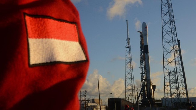 Telkom mengungkapkan alasan di balik peluncuran Satelit Merah Putih yang dilakukan pada Selasa (7/8) malam.