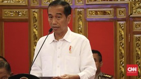 Rupiah Terus Melemah, PAN Desak Jokowi Rombak Tim Ekonomi