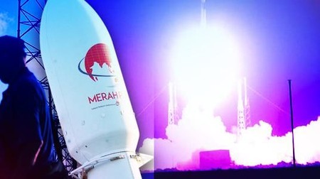 Satelit Merah Putih Meluncur