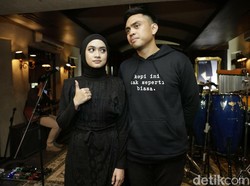 Gaya Asyik Rumah Tangga Ayudia Bing Slamet & Ditto