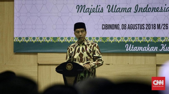 Presiden Joko Widodo mengaku heran masih ada masyarakat yang terkecoh dengan isu yang mengaitkannya sebagai anggota PKI.
