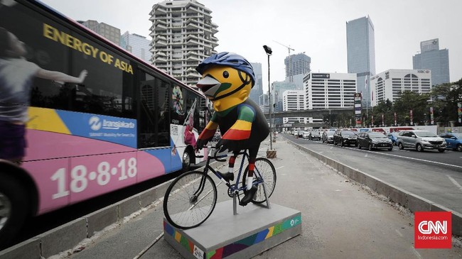 Sebanyak 300 bus Transjakarta dan 50 bus cadangan akan disiapkan untuk melayani atlet Asian Games yang ingin berwisata dan berbelanja selama di Jakarta.
