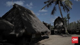 FOTO: Keperkasaan Rumah Adat Sasak