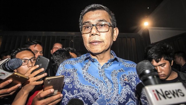 Partai Demokrat menyatakan tidak akan mengajukan caleg eks narapidana korupsi walaupun Mahkamah Agung (MA) membolehkannya.