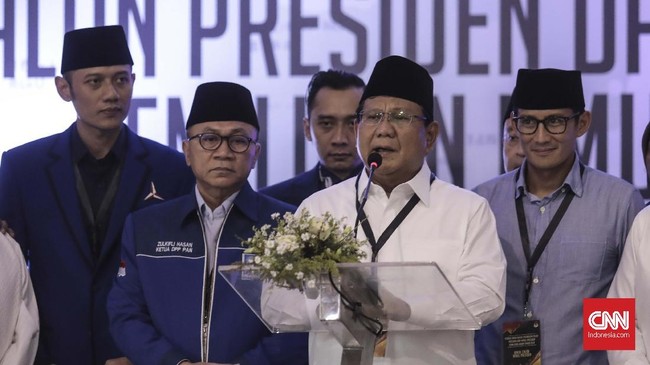 Pasangan capres-cawapres Prabowo Subianto dan Sandiaga Uno sudah tiba di Gedung KPU untuk mengikuti pengundian nomor urut Pilpres 2019.