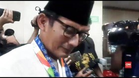 VIDEO: Pelukan Terakhir Sandi Saat Tinggalkan Balai Kota