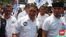 Antar Prabowo, Ahmad Dhani-Fadli Zon Kumpul Bareng Buruh