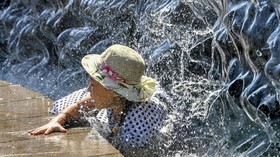 NYALANG: Cumbu Rayu Dua Wajah Banyu